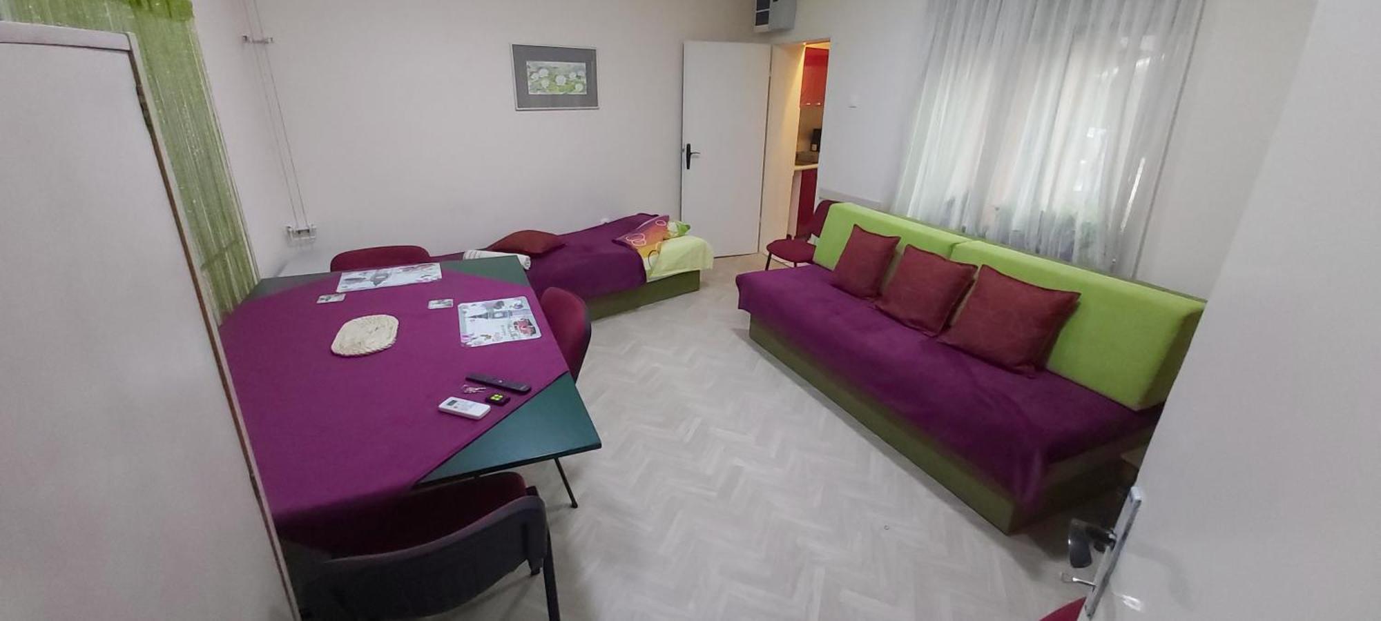 Cozy Apartment In The Center Of Novi Sad! Buitenkant foto