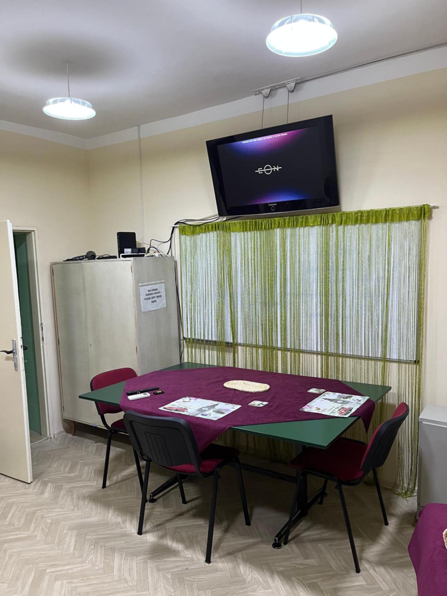 Cozy Apartment In The Center Of Novi Sad! Buitenkant foto
