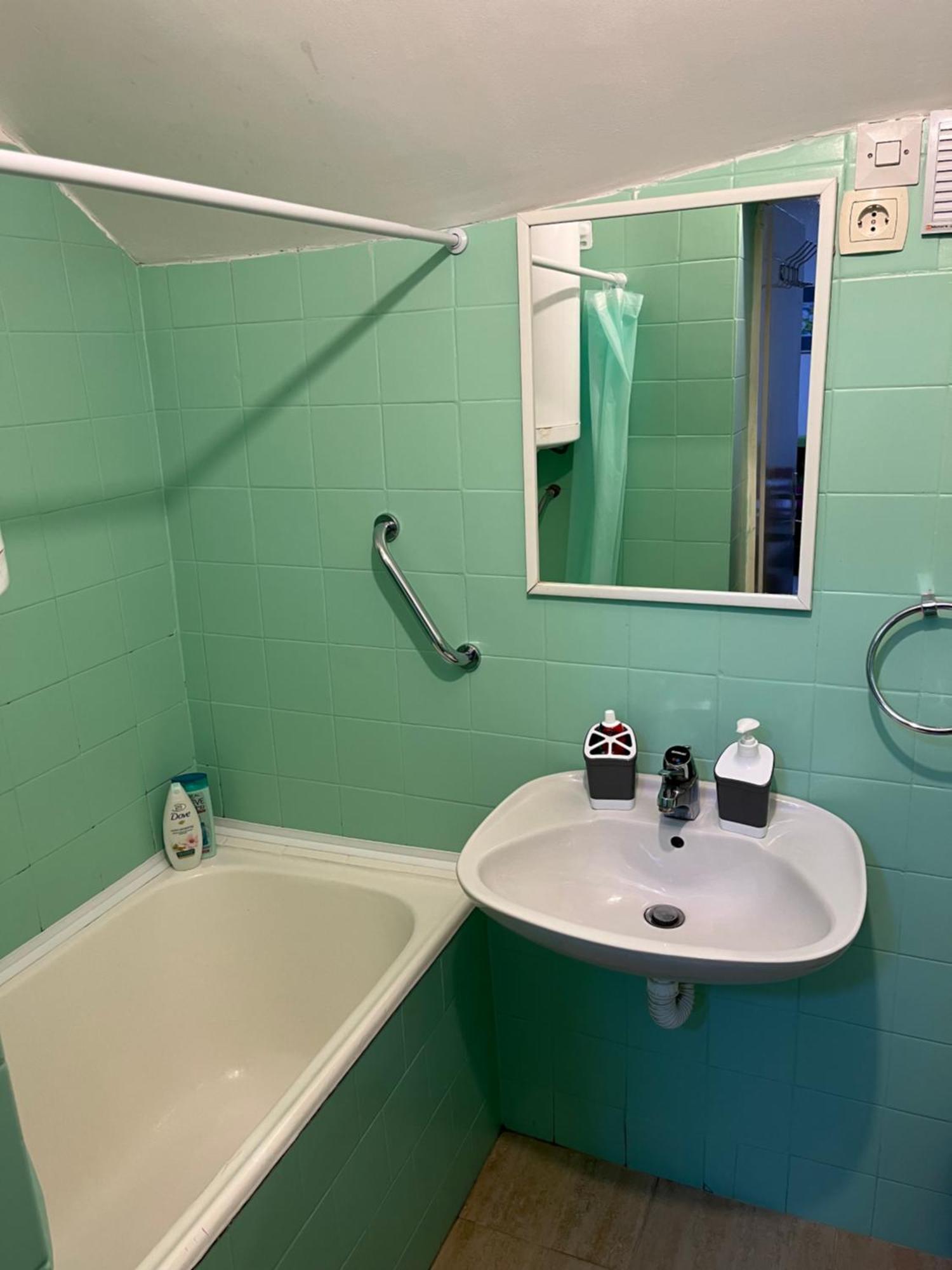 Cozy Apartment In The Center Of Novi Sad! Buitenkant foto